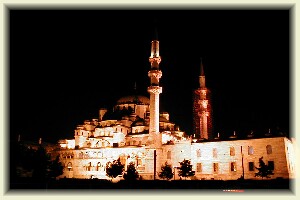 Yeni-Moschee bei Nacht, Istanbul